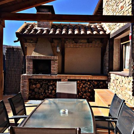 El Corral De Concejo Guest House Horcajuelo de la Sierra Exterior foto